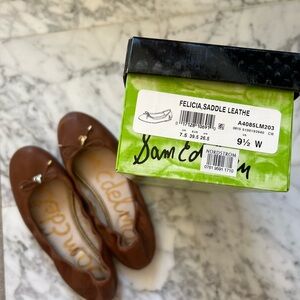 Felicia leather flats by Sam Edelman. 9.5 Wide